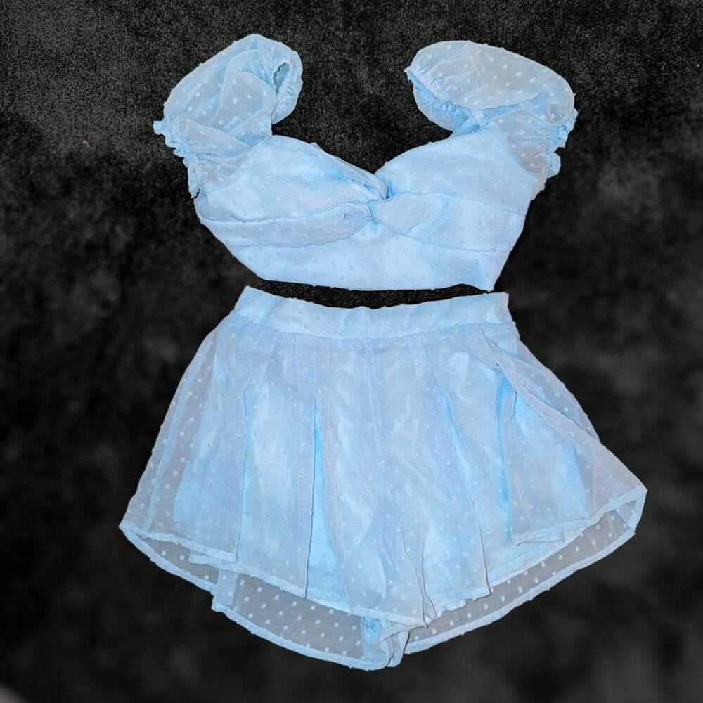 Blue swiss dot Crop Top & Short Set Size small